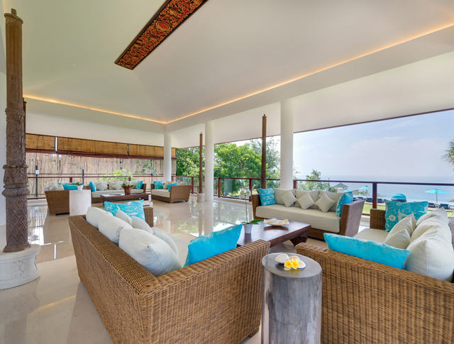 How Caroline Creates Elegant Outdoor Living Spaces – DIANI